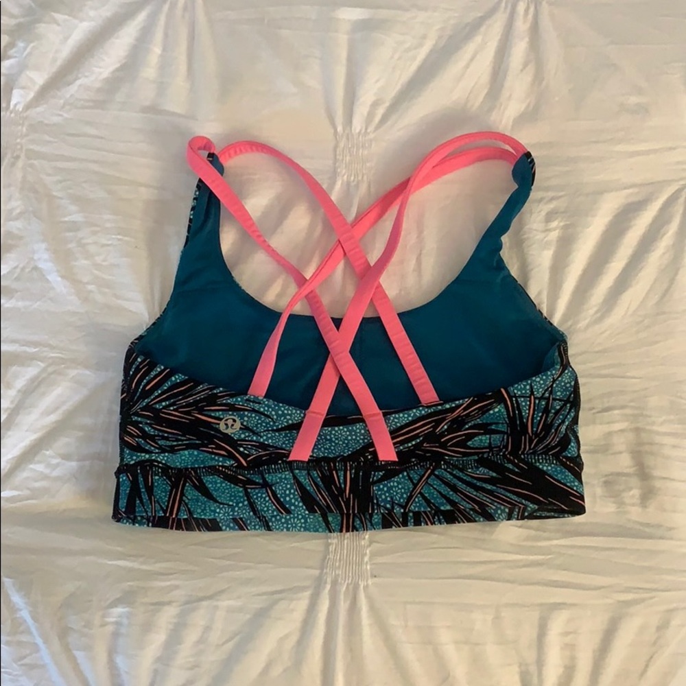 Lululemon sports bra!!